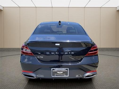 2025 Genesis G70 2.5T