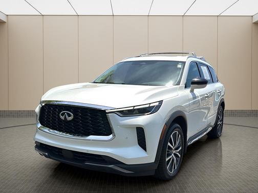Majestic White 2023 INFINITI QX60 SENSORY