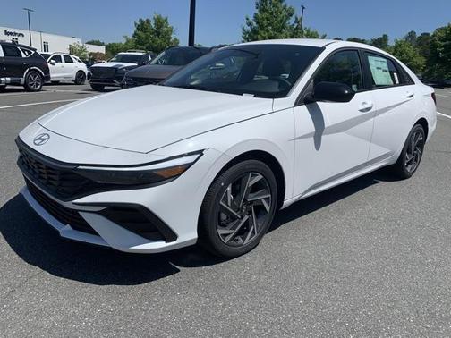2025 Hyundai ELANTRA SEL Sport