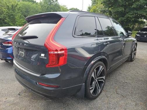 2022 Volvo XC90 Recharge Plug-In Hybrid T8 R-Design 7 Passenger