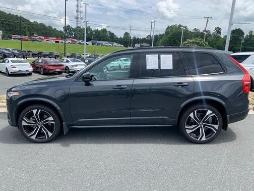 2022 Volvo XC90 Recharge Plug-In Hybrid T8 R-Design 7 Passenger