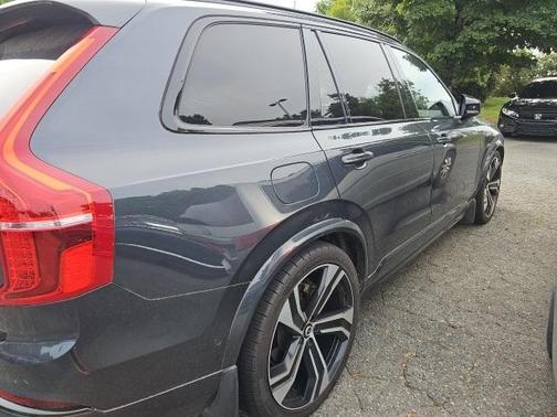 2022 Volvo XC90 Recharge Plug-In Hybrid T8 R-Design 7 Passenger