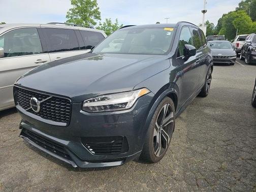 2022 Volvo XC90 Recharge Plug-In Hybrid T8 R-Design 7 Passenger