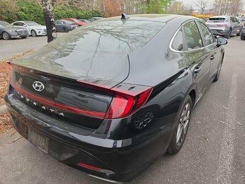 2022 Hyundai SONATA SEL