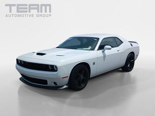 White Knuckle Clearcoat 2021 Dodge Challenger R/T Scat Pack