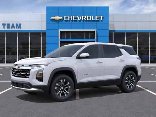 Summit White 2026 Chevrolet Equinox LT