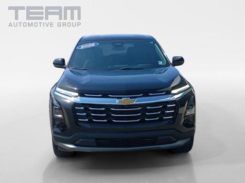 Mosaic Black Metallic 2026 Chevrolet Equinox LT