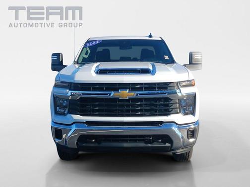 Summit White 2024 Chevrolet Silverado 2500 LT