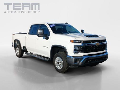 Summit White 2024 Chevrolet Silverado 2500 LT