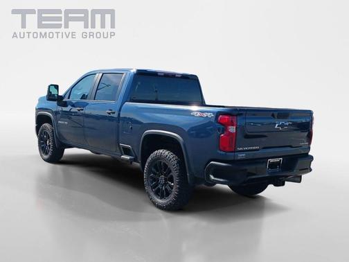 Northsky Blue Metallic 2022 Chevrolet Silverado 2500 Custom