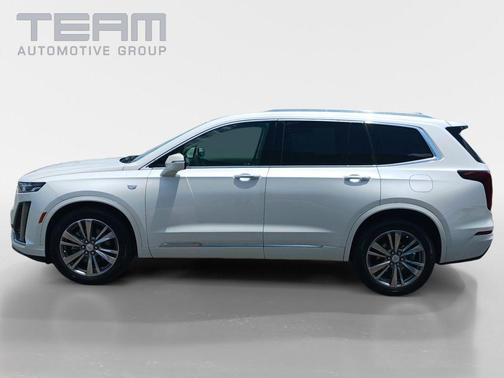 Crystal White Tri-Coat 2021 Cadillac XT6 Premium Luxury FWD