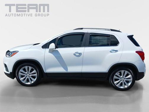 Summit White 2020 Chevrolet Trax Premier