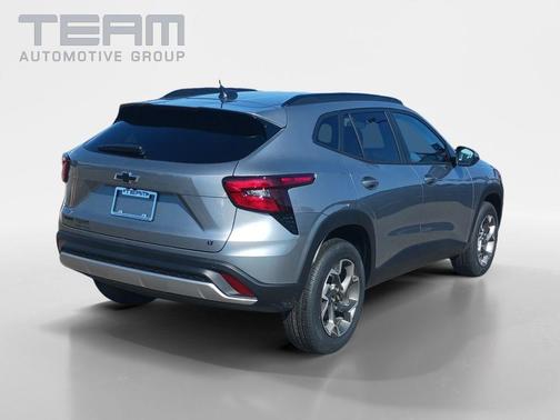 Sterling Gray Metallic 2026 Chevrolet Trax LT