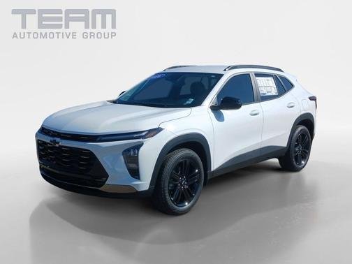 Summit White 2026 Chevrolet Trax ACTIV