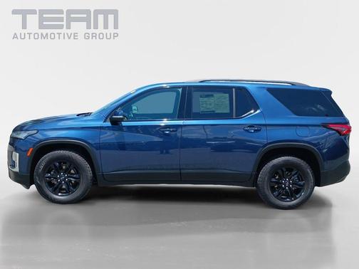Northsky Blue Metallic 2022 Chevrolet Traverse LT Cloth