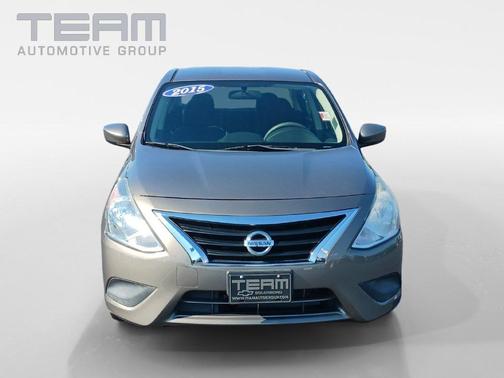 Titanium 2015 Nissan Versa 1.6 SV