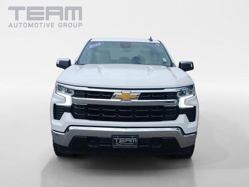Summit White 2022 Chevrolet Silverado 1500 LT