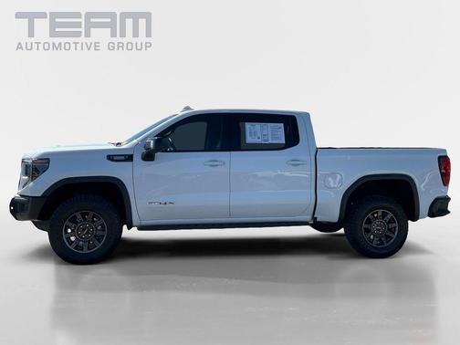 Summit White 2024 GMC Sierra 1500 AT4X