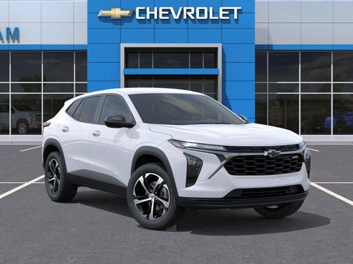 Summit White 2026 Chevrolet Trax 1RS