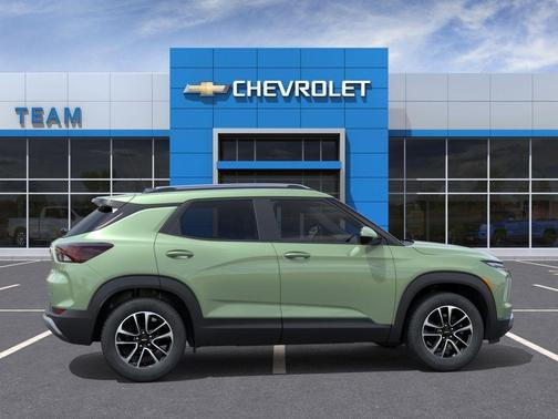 Green 2026 Chevrolet Trailblazer LT