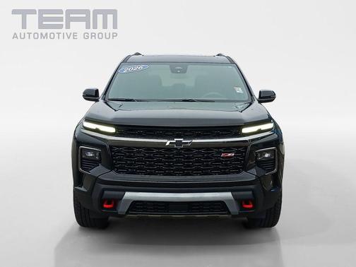 Mosaic Black Metallic 2026 Chevrolet Traverse Z71
