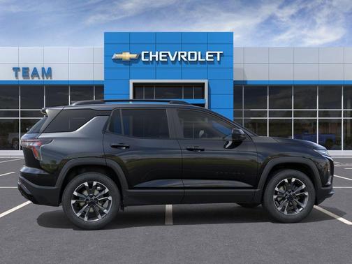 Mosaic Black Metallic 2026 Chevrolet Equinox RS