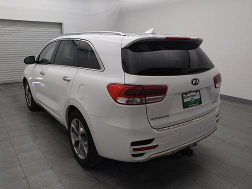 2016 Kia Sorento SX