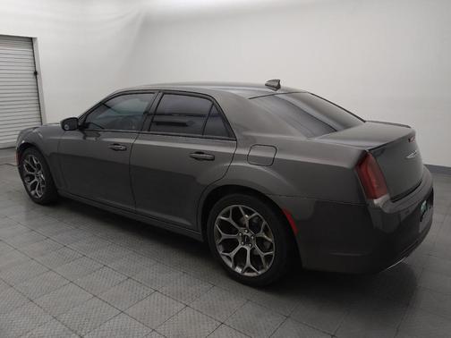 2018 Chrysler 300 S