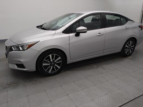 2021 Nissan Versa 1.6 SV