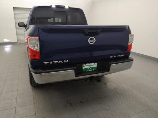 2019 Nissan Titan SV
