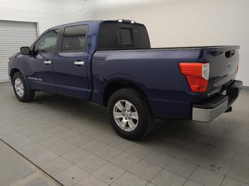 2019 Nissan Titan SV