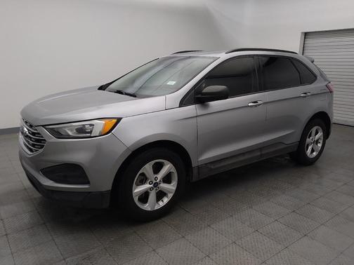 2021 Ford Edge SE