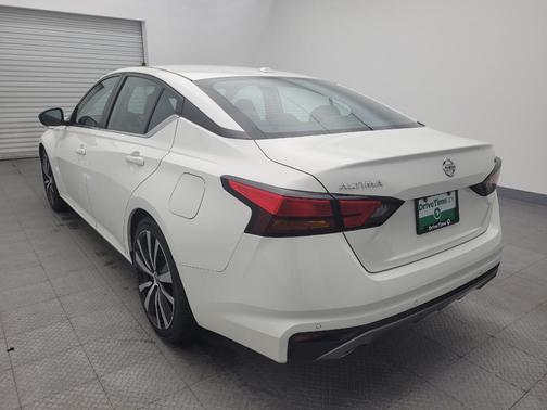 2020 Nissan Altima SR FWD