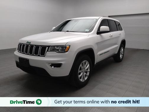 Bright White Clearcoat 2022 Jeep Grand Cherokee Laredo