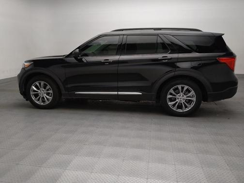 Agate Black Metallic 2021 Ford Explorer XLT