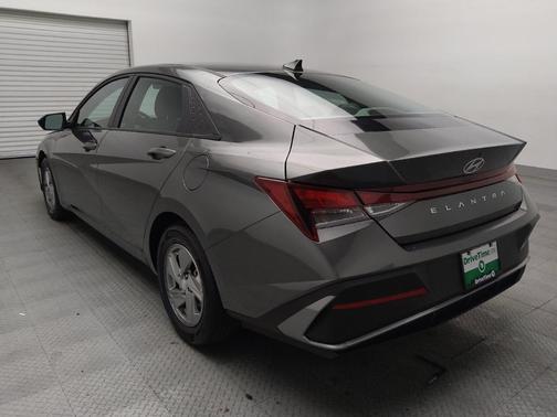 Amazon Gray 2025 Hyundai ELANTRA SE