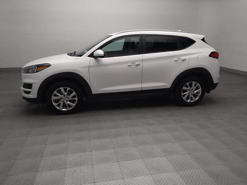 Dazzling White 2019 Hyundai TUCSON Value