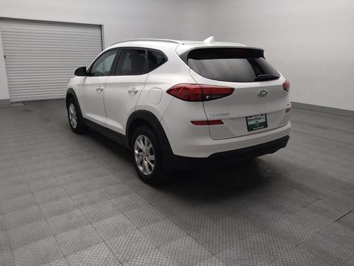 Dazzling White 2019 Hyundai TUCSON Value