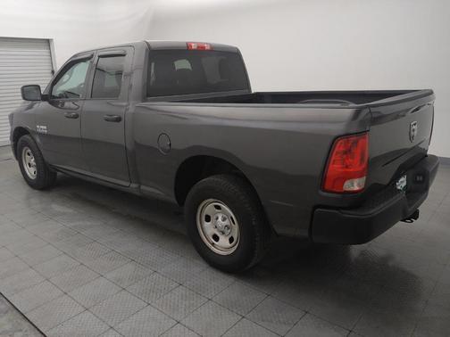 Granite Crystal Metallic Clearcoat 2018 RAM 1500 Tradesman