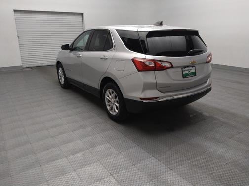 Silver Ice Metallic 2021 Chevrolet Equinox 1LT