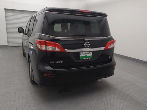 2014 Nissan Quest SV