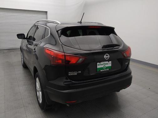 2017 Nissan Rogue Sport SV