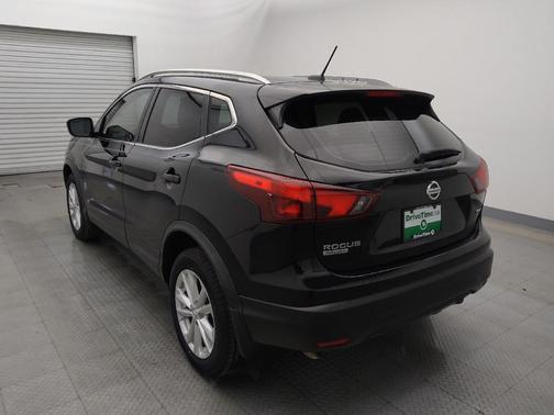 2017 Nissan Rogue Sport SV