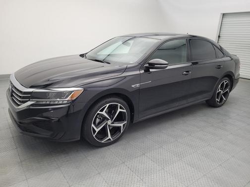 2022 Volkswagen Passat 2.0T R-Line