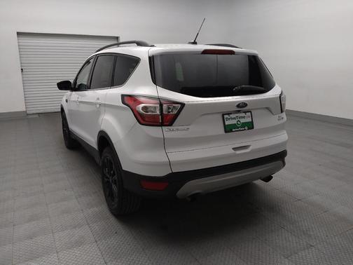 White Platinum Metallic Tri-Coat 2017 Ford Escape SE