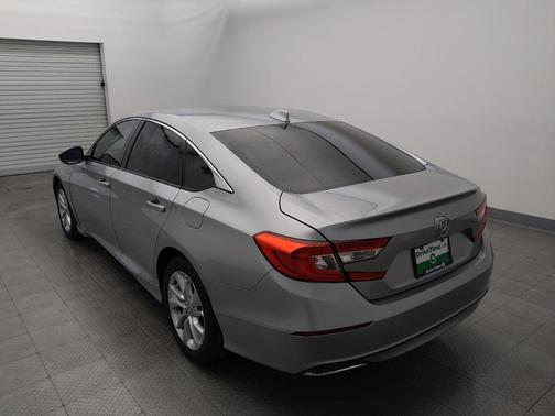 Lunar Silver Metallic 2018 Honda Accord LX