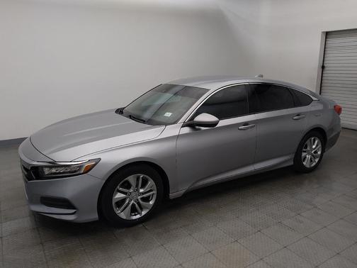 Lunar Silver Metallic 2018 Honda Accord LX