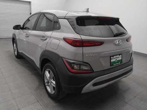 2022 Hyundai KONA SE