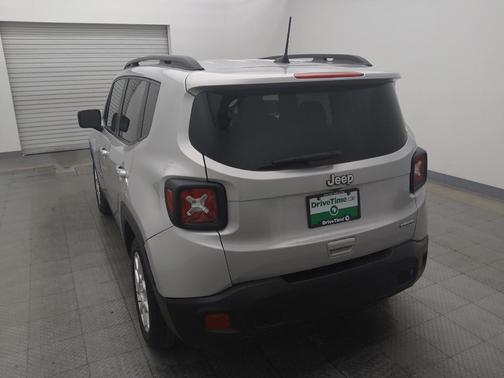 Glacier Metallic Clearcoat 2020 Jeep Renegade Latitude