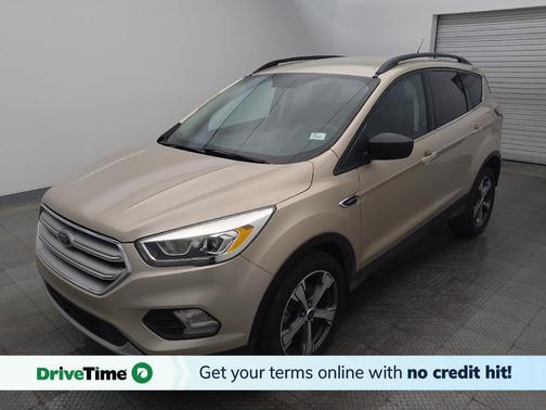 White Platinum Metallic Tri-Coat 2017 Ford Escape SE